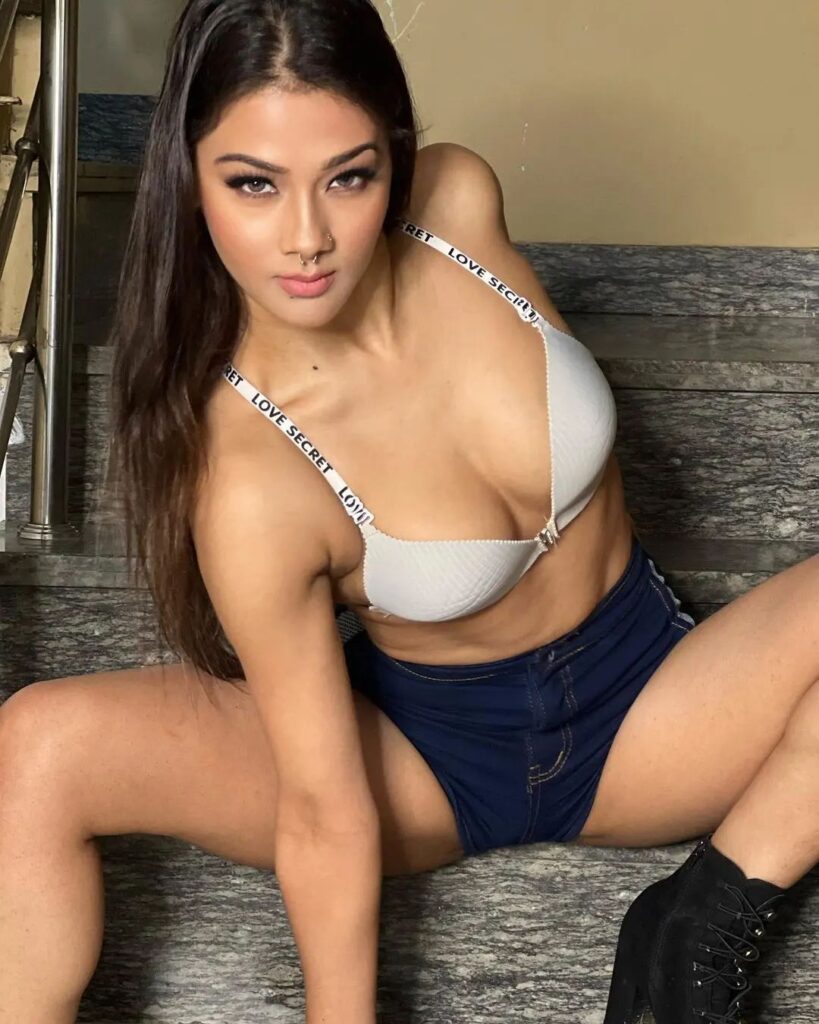 manali escort
